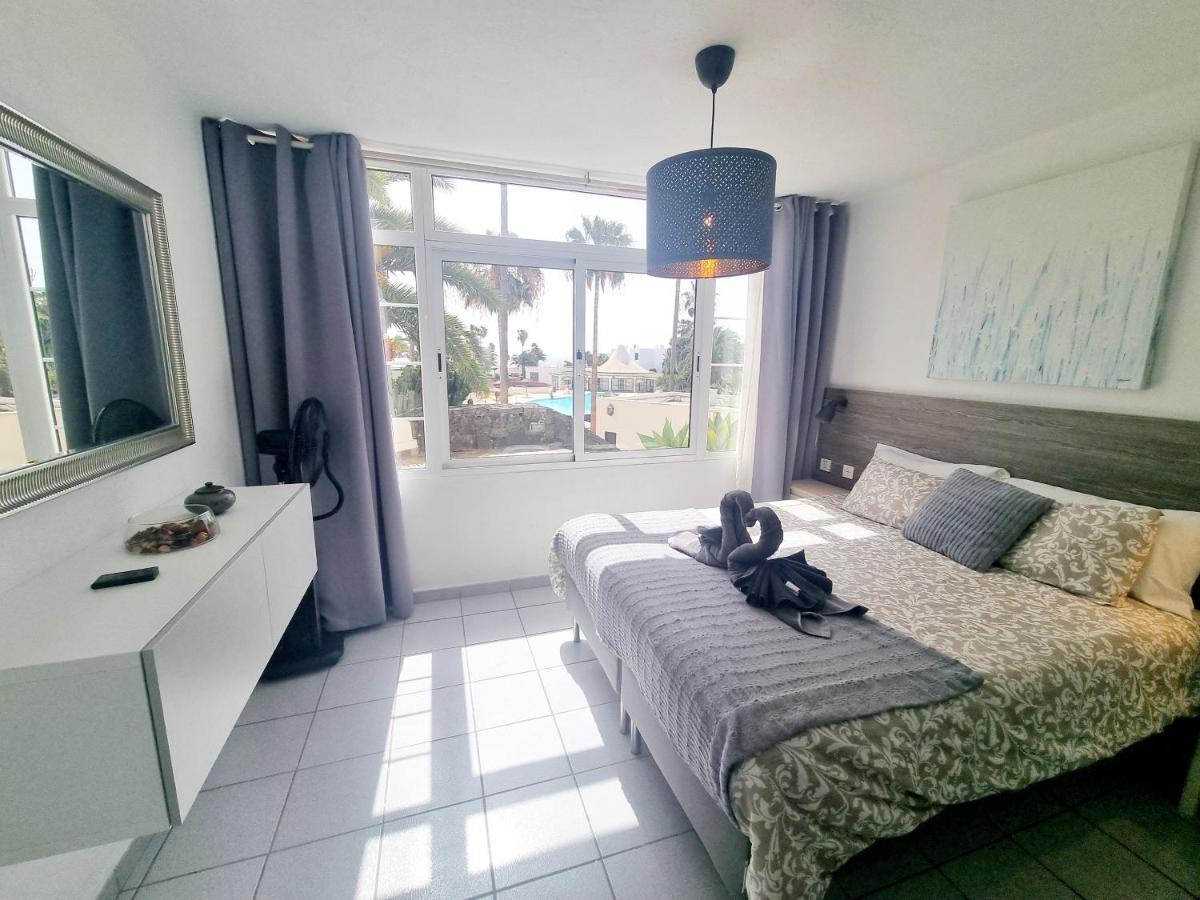 Luxury Apartamento Luz De Mar Complejo Playa Roca Costa Teguise Exterior foto