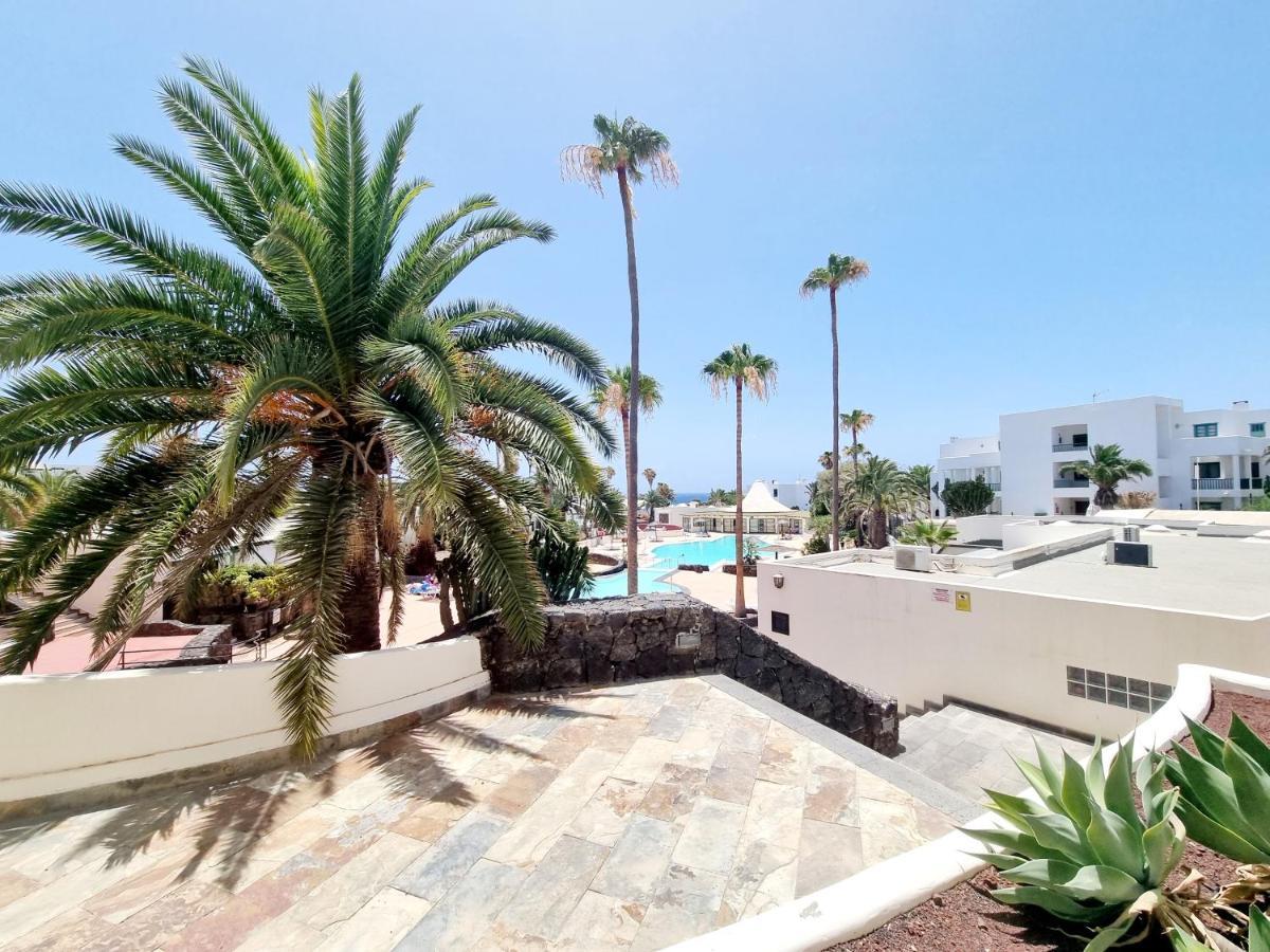 Luxury Apartamento Luz De Mar Complejo Playa Roca Costa Teguise Exterior foto